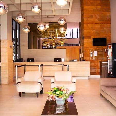 Elegancia & Conforto Flat Mobiliado Goiania Luaran gambar